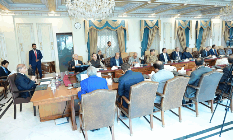 PM Shehbaz directs Rekodiq-Railway link by 2028 to boost transport and mineral exports