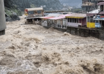 Crackdown begins on illegal riverbed hotels in Swat as KP rains leave 20 dead