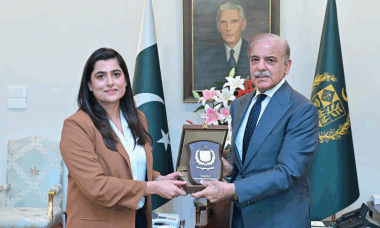 PM congratulates Sana Mir on ICC Hall of Fame induction