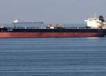 Iran threatens closure of Strait of Hormuz after U.S. strikes; global shipping and oil markets on edge