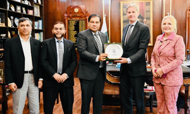 Netherlands envoy meets CDA Chairman to boost cooperation on urban development and sustainability
