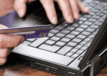 Illegal call centre busted in Faisalabad; 149 arrested in online fraud operation