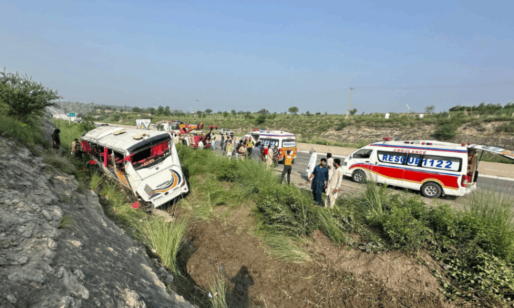 Nine Dead, 30 injured as passenger bus falls into ditch near Chakwal's Balkassar interchange