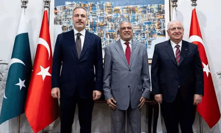 Senior Turkish ministers visit Islamabad to strengthen strategic ties