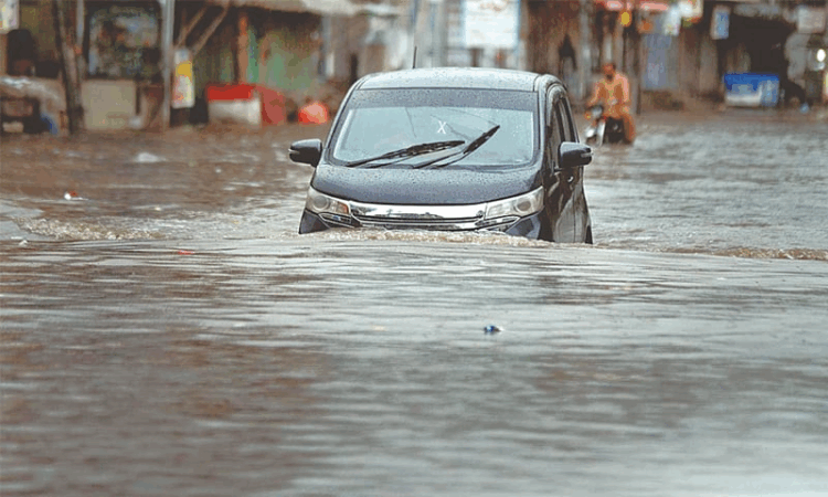 Fifth monsoon spell hits Punjab; flood alerts issued across province