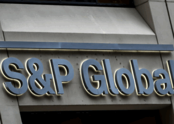 S&P upgrades Pakistan’s credit rating to ‘B-’ with stable outlook