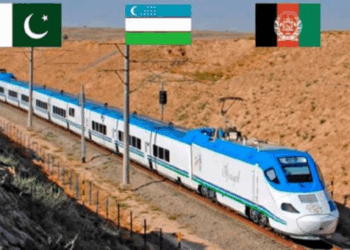 Dar visits Kabul for trilateral UAP railway agreement