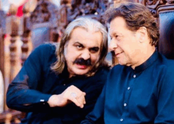 CM Gandapur denies resignation rumours, reaffirms loyalty to Imran Khan