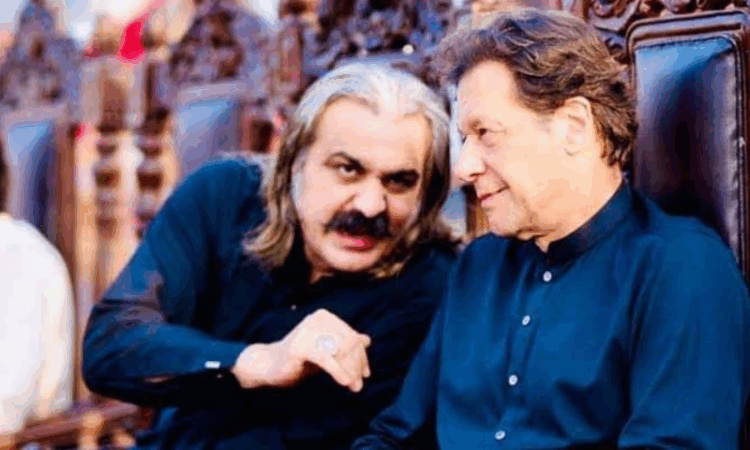 CM Gandapur denies resignation rumours, reaffirms loyalty to Imran Khan