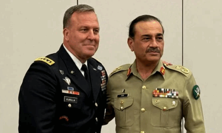 Field Marshal Asim Munir meets US Civil-Military leadership, attends Centcom change of command ceremony