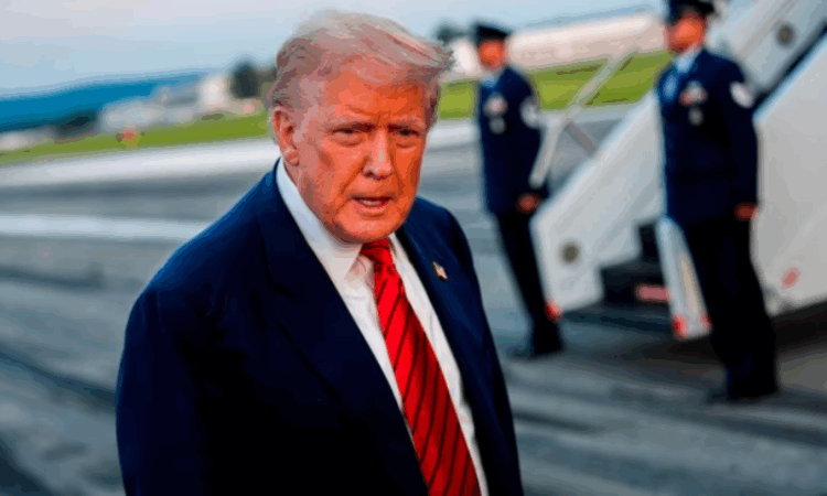 Trump threatens steep tariff hike on India over Russian oil imports; political unity in Delhi amid deepening trade rift