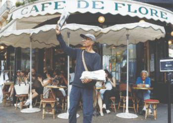 Pakistani newspaper vendor in Paris to receive France’s top civilian award