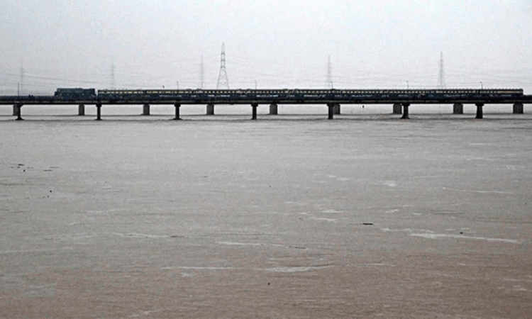 India releases another flood wave as Sutlej and Chenab rivers swell in Punjab