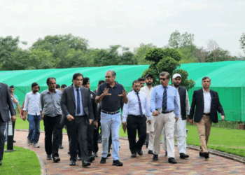 Mohsin Naqvi launches Pakistan’s largest nursery to combat smog in capital