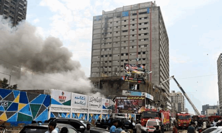 Karachi warehouse blast injures 34 on MA Jinnah Road