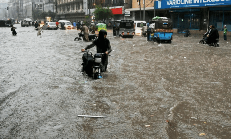 Death toll in Karachi rises to 17 as monsoon rains trigger urban flooding