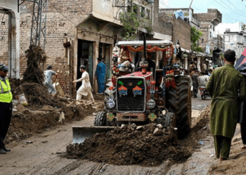 Death toll from floods rises to 660 nationwide as relief efforts intensify