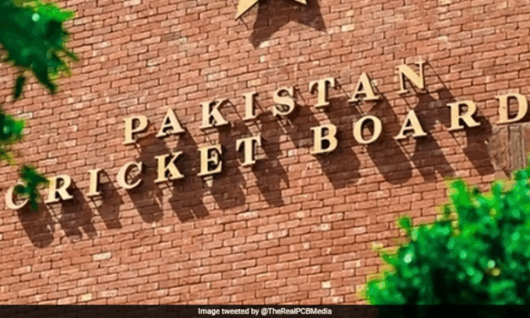 Pakistan set for captaincy shake-up in ODIs, Tests