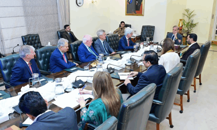 PM Shehbaz reaffirms resolve to eradicate polio, lauds Rotary International’s support