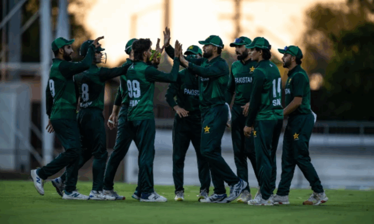 Abdul Samad’s blazing ton, Sadaqat’s spell power Shaheens past Renegades