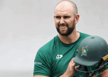 Tom Bruce switches international allegiance to Scotland, set for debut this month