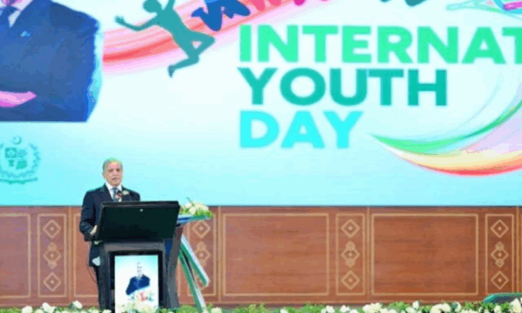 PM announces 100,000 free laptops for students on merit