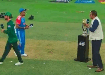 Pakistan, India skippers skip handshake in tense Asia Cup clash