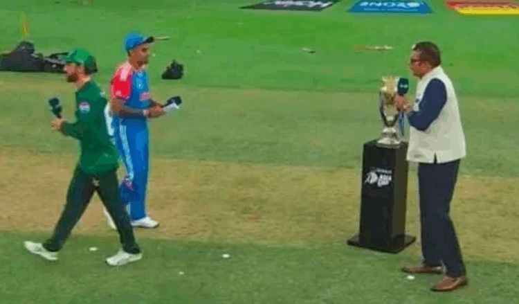 Pakistan, India skippers skip handshake in tense Asia Cup clash