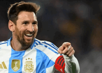 Messi gets emotional in final competitive match in Argentina, casts doubt on 2026 World Cup