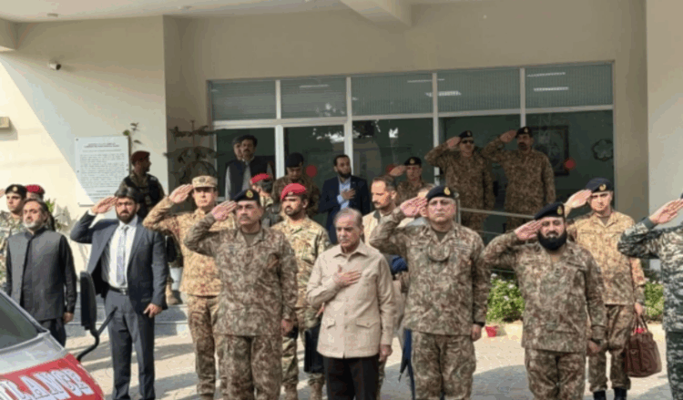 PM in Bannu: Afghanistan must decide between terrorists or Pakistan