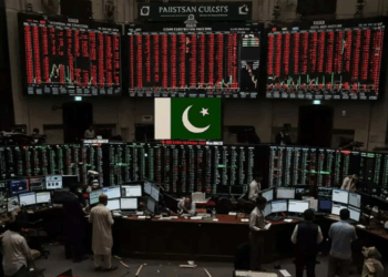 PSX hits record high as bullish momentum persists