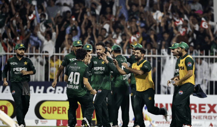 Nawaz’s five-for powers Pakistan to tri-nation T20I title over Afghanistan
