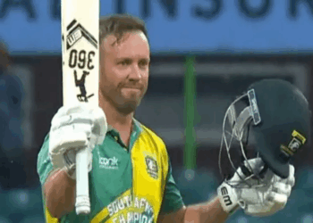 AB de Villiers criticises India over Asia Cup trophy row