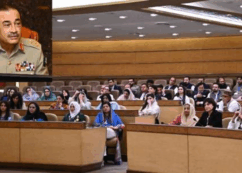 COAS Asim Munir meets participants of National Workshop Balochistan at GHQ