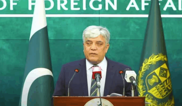 Pakistan, Afghanistan in ‘constructive dialogue’ to defuse border tensions: FO