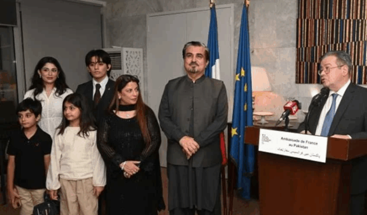 France honours Jamal Shah with prestigious arts and letters award