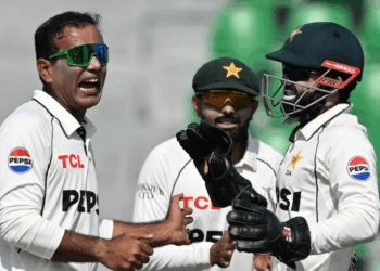Noman Ali’s four-wicket burst puts Pakistan on top after South Africa stumble on day two