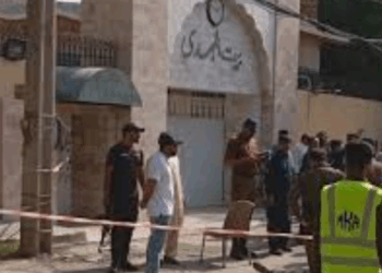 Terrorist attacks Ahmadi worship place in Rabwah, six injured