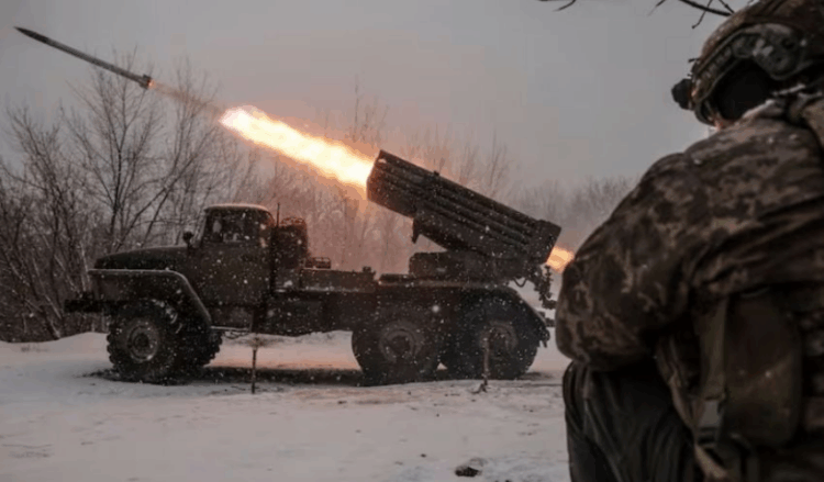 Poland scrambles jets as Russia bombards Ukraine’s Lviv region near border