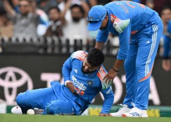 Shreyas Iyer remains in ICU after spleen injury in Sydney