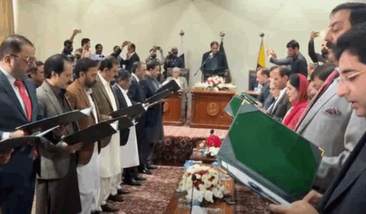 New AJK cabinet sworn in
