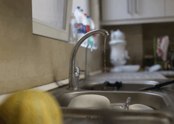 Iran faces worst water crisis in decades as Tehran risks becoming uninhabitable