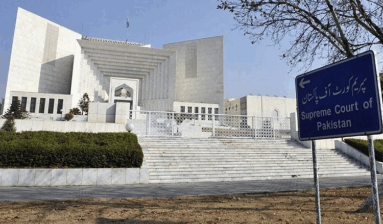 Retired judges, senior lawyers urge CJP Afridi to convene full court meeting over 27th Amendment