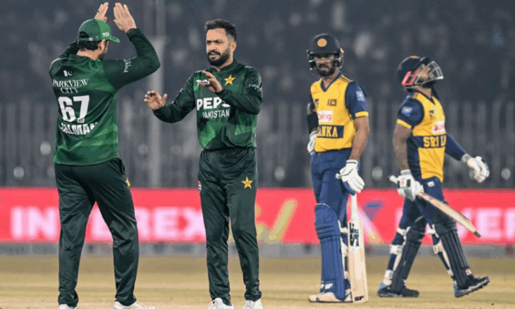 Pakistan defeats Sri Lanka by six wickets to win T20I Tri-Series in Rawalpindi