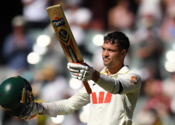 Ashes 3rd test day 1: Alex Carey’s emotional century powers Australia to 326-8