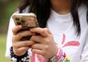 Australia becomes first country to enforce minimum age for social media use