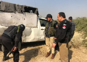 Three police personnel martyred in IED attack on patrol vehicle in DI Khan