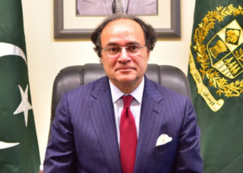 2.7% economic growth not sufficient for Pakistan, says Finance Minister Aurangzeb