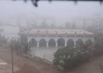 Dense fog engulfs Karachi, disrupts flight operations at Jinnah Airport