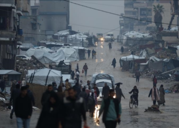 Six rescued after building collapse amid severe storms in Gaza